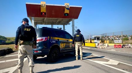 PRF resgata menino com síndrome de Down que andava na Dutra