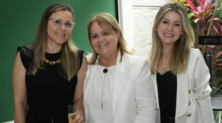 Paula Juliana T. Ruza,Maria Clara Tavernaro Ruza e Rosemary Estela Tavernaro