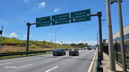 Radar de ruído começa a notificar veículos barulhentos em São José dos Campos