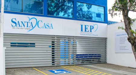 Santa Casa de São José dos Campos abre inscrições para bolsas do curso técnico em Enfermagem