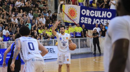 São José Basketball é superado nos últimos segundo pelo Pinheiros