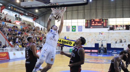 São José Basketball é superado pelo Franca no alçapão do Linneu