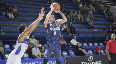 São José Basketball vence Pinheiros em SP e avança no Paulista!