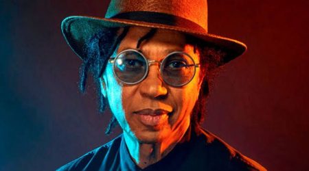 São José dos Campos recebe Djavan neste sábado no Farma Conde Arena