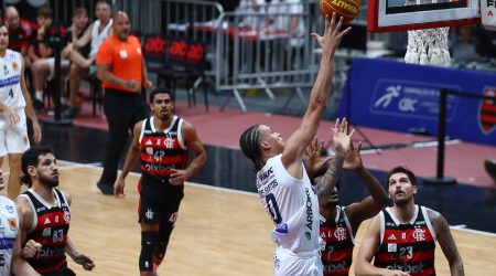 São José faz partida impecável, se impõe e vence Flamengo em pleno Maracanãzinho