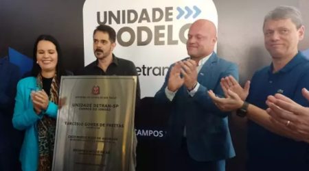 Tarcísio inaugura unidade modelo do Detran em Campos do Jordão com atendimento em 10 minutos