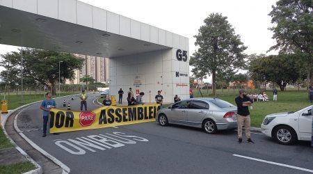 Trabalhadores encerram greve na Johnson em São José