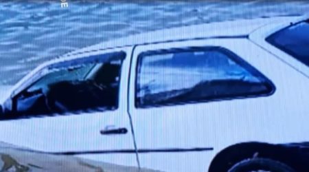 Tragédia na represa carro cai de balsa e duas pessoas morrem