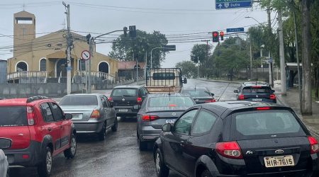 Trânsito no Jardim Limoeiro gera caos no vestibular da Unicamp