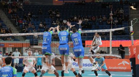 Vôlei São José perde para o Cruzeiro por 3 a 0 na Arena pela Superliga