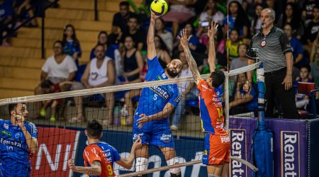 Vôlei São José vence em Campinas e sai na frente nas quartas do Paulista