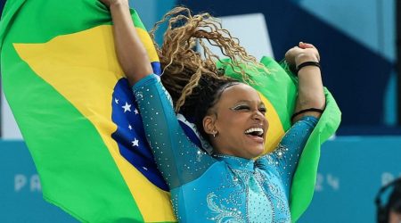 Paris 24: Brasil conquista ouro na ginástica artística feminina