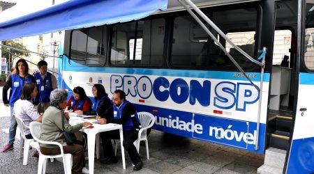 Procon realiza atendimento gratuito em São José dos Campos