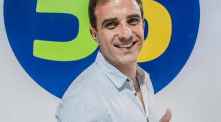 Matheus Silva toma posse como prefeito de Caraguá e promete gestão transparente