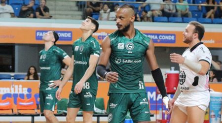 Com elenco em formação, ponteiro Rodrigo volta ao Vôlei São José
