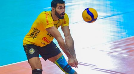 Ponteiro Deivid Mota volta ao Vôlei São José