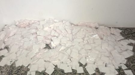 Grande quantidade de cocaína é apreendida em residência de Caraguatatuba