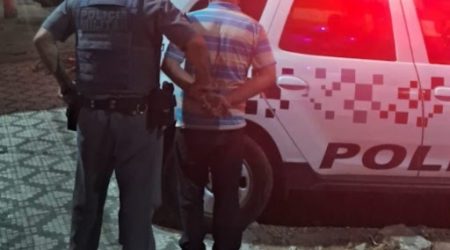 Após colisão com viatura, motorista é preso por embriaguez ao volante em Taubaté