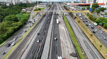 Novo trecho de 2 km das pistas marginais da Dutra é liberado