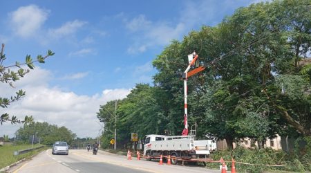 Equipes da EDP realizam poda e manutenção da rede elétrica em bairros de Caçapava