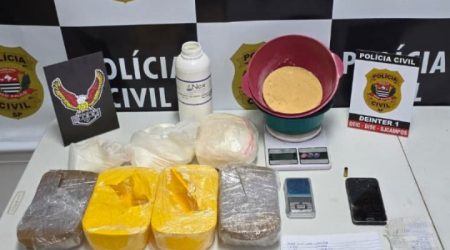 Polícia Civil realiza operação contra tráfico de drogas em São José dos Campos e Guarujá