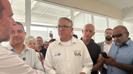 Ministro da Saúde acompanha avanço das obras do Centro de Reabilitação em São José