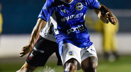 Noite mágica e molhada no Martins Pereira!