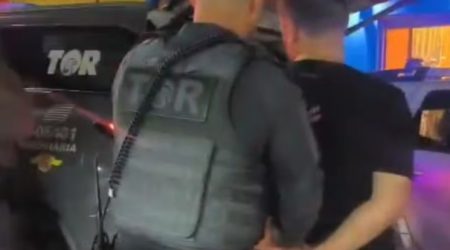 Foragido internacional, traficante albanês é preso em Ilhabela após operação da Polícia Militar