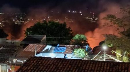 Incêndio em área de mata no Banhado é controlado pelos Bombeiros