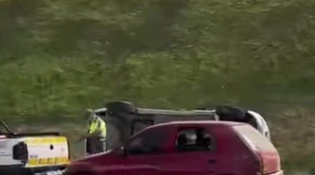 Principal via joseense, Anel Viário registra capotamento nesta quinta