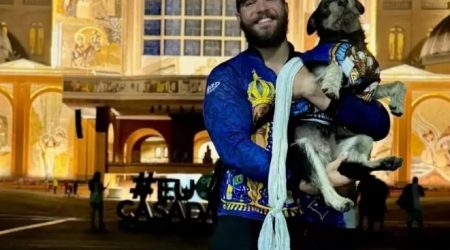 Cachorro caminha 150 km em romaria e reencontra fiel em Aparecida
