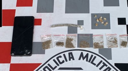 Traficante é preso e mulher detida ao tentar impedir ação da PM na zona sul de São José