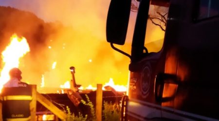 Lareira causa incêndio em casa de alto padrão em Campos do Jordão!