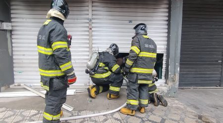 Incêndio atinge bicicletaria e mobiliza Bombeiros em Taubaté!