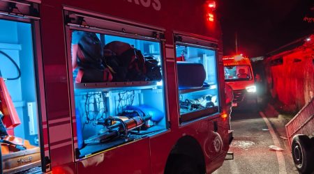Tragédia no litoral: Incêndio destrói casa e deixa um morto em São Sebastião