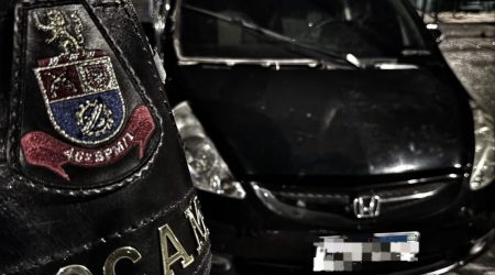 Força Tática da PM prende homem com carro dublê na zona leste