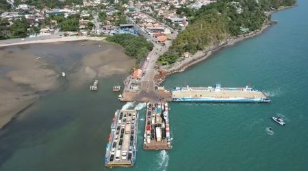 Dragagem em Ilhabela vai custar R$ 6,4 milhões e começa em dezembro; obra visa recuperar a profundidade do mar e garantir navegação segura das balsas entre Ilhabela e São Sebastião