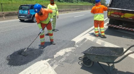 Serviços de recuperação de pavimento seguem nos dois sentidos da Via Dutra até 24 de fevereiro