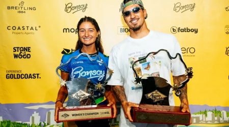 Leia mais em: https://veja.abril.com.br/esporte/brasil-lidera-circuito-mundial-de-surfe-com-gabriel-medina-e-luana-silva/