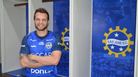 Zagueiro Léo Rigo é o novo reforço do São José para a Série A-2 de 2026; ex-Volta Redonda chega após conquistar o título da Série C