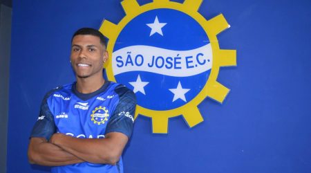 Lateral campeão da A-2 com a Portuguesa chega ao São José para nova temporada