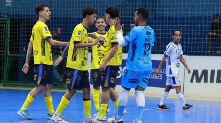 São José Futsal goleou o Botucatu por 8 a 1 e assumiu a liderança do Paulista