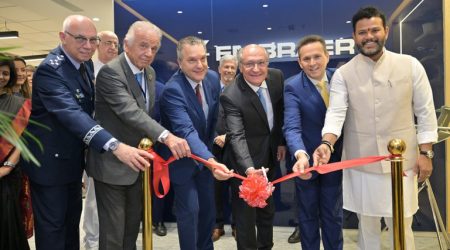 Embraer inaugura escritório na Índia com presença de Alckmin