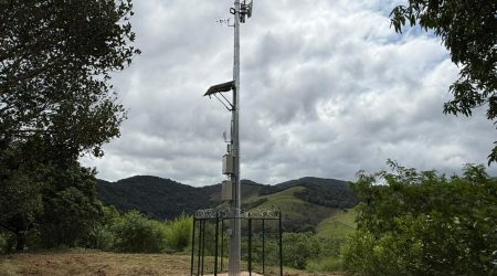 Monteiro Lobato instala sirene de emergência para alertar moradores sobre risco de deslizamentos e alagamentos