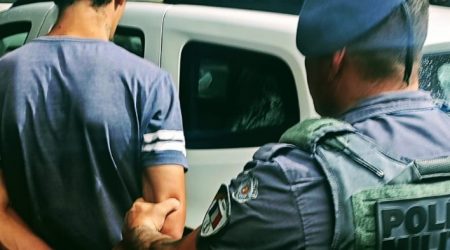 Criminoso foi preso em flagrante pela PM