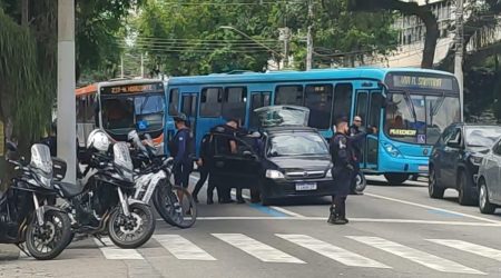 CSI flagra roubo e GCM detém suspeitos em São José