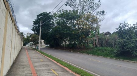 Obras do Parque Una interditam avenida na zona oeste!