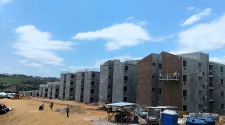 Construção das 320 unidades do Parque Nova Esperança entra em nova etapa em ritmo acelerado