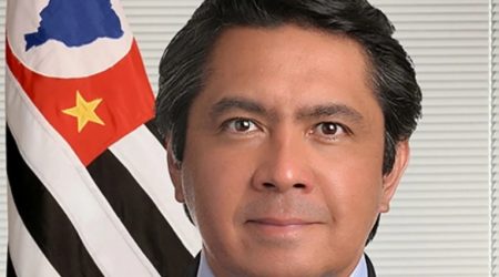 Senador da República com CNH vencida em carro sem placa foge de abordagem da PM na zona norte de São Paulo