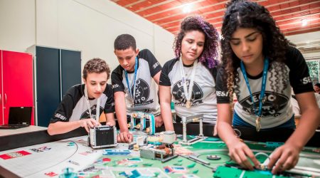 Sesi de São José abre 548 vagas gratuitas em cursos de robótica para crianças e adolescentes